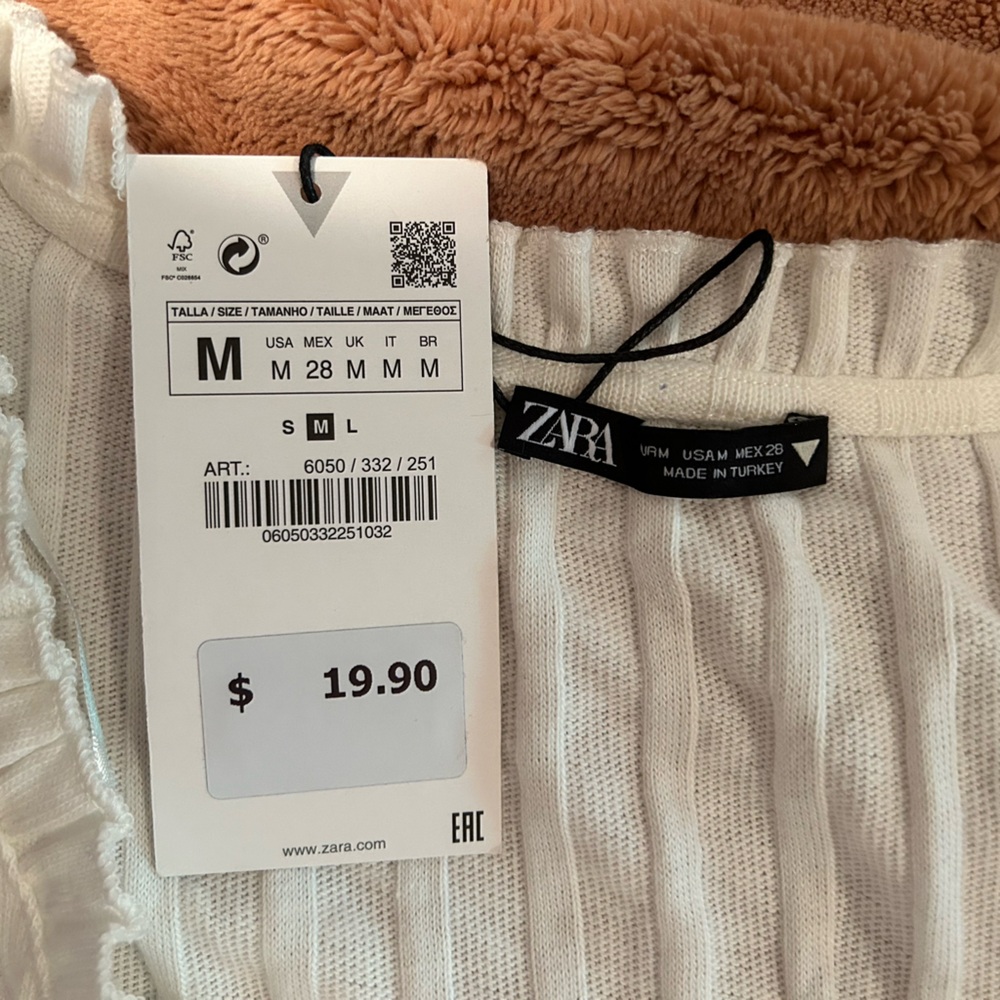 Zara White Ribbed Top with Ruffle Detail - Picture 4 of 5